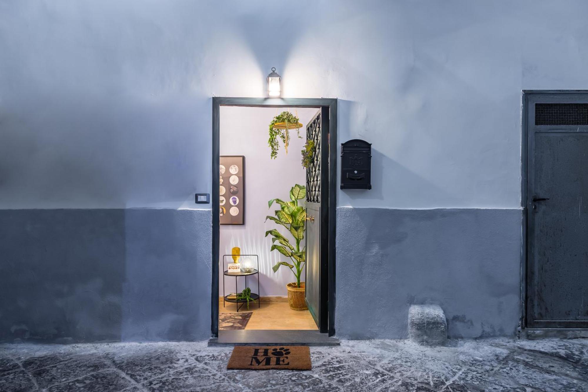 ナポリEccehomo 29 La Casa Di Pieroアパートメント エクステリア 写真